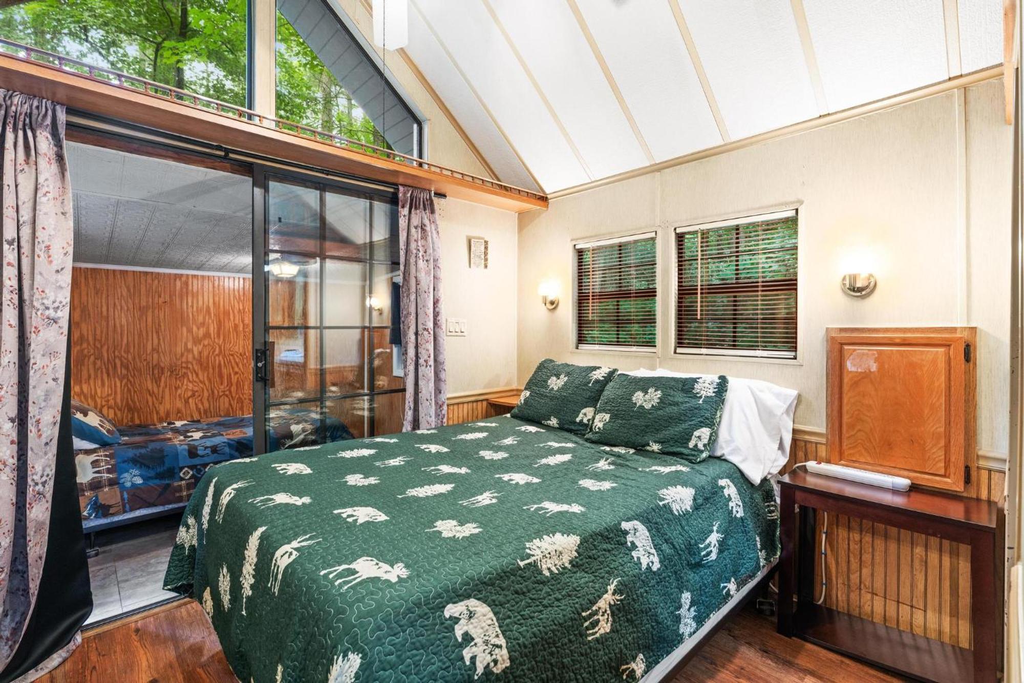 Cascades Inn Tiger Екстер'єр фото