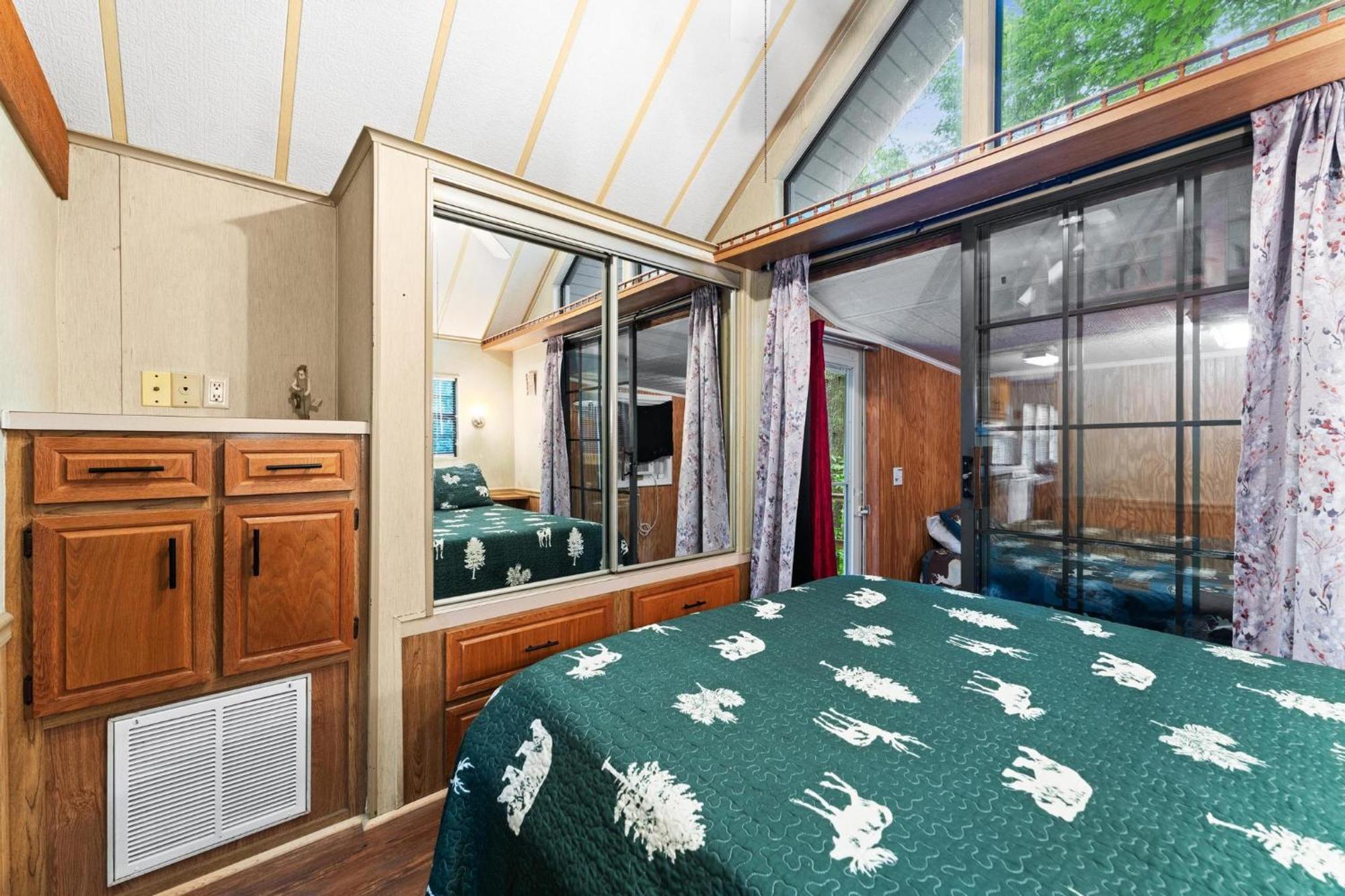 Cascades Inn Tiger Екстер'єр фото